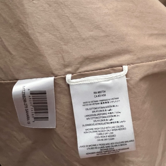 Trench coat with ruffle front BCBC Max Azria small - Picture 6 of 12